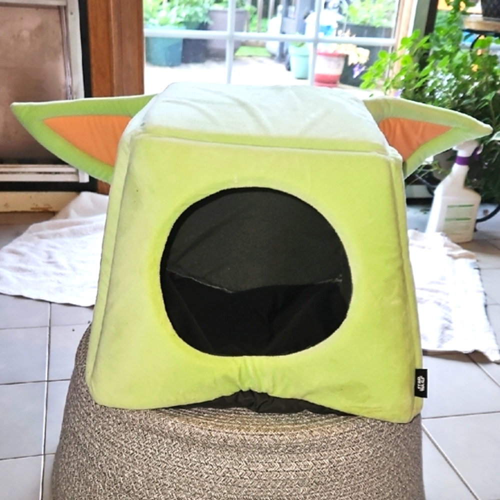 Star Wars THE CHILD Pet Cave Bed - Picture 3 of 8
